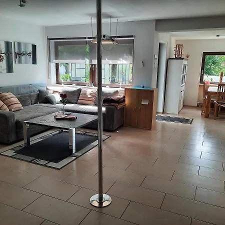 Doerrs Vacation With Heated Pool And Garden Apartment *